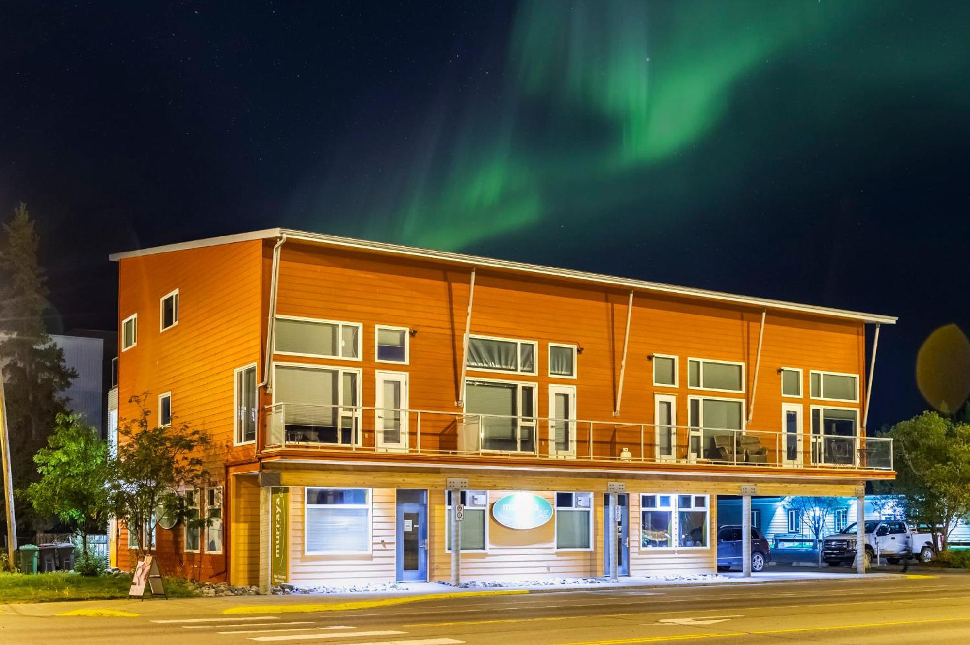 Вилла Nn - The Flame - Downtown 1-Bed 2-Bath Уайтхорс Экстерьер фото
